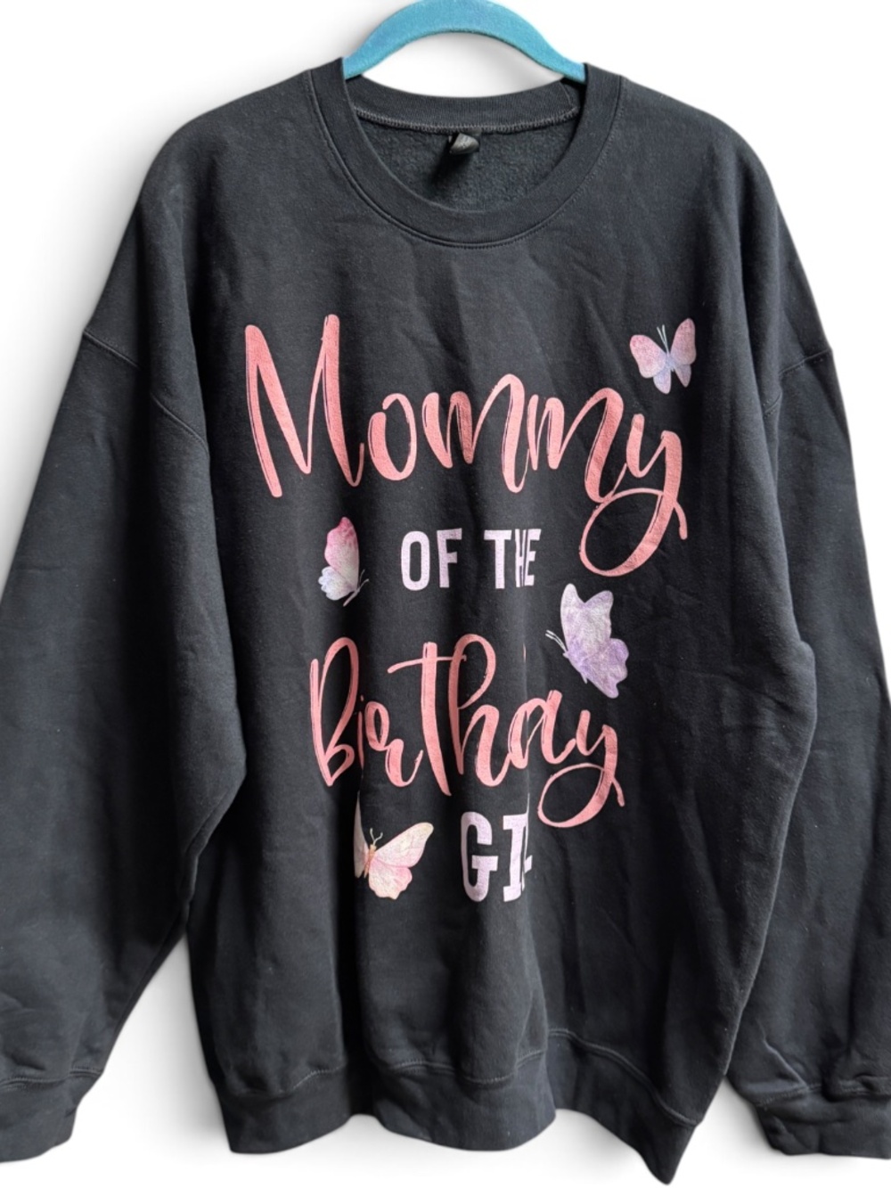 Gildan XL Mommy of the Birthday Girl Butterfly Crewneck Sweatshirt